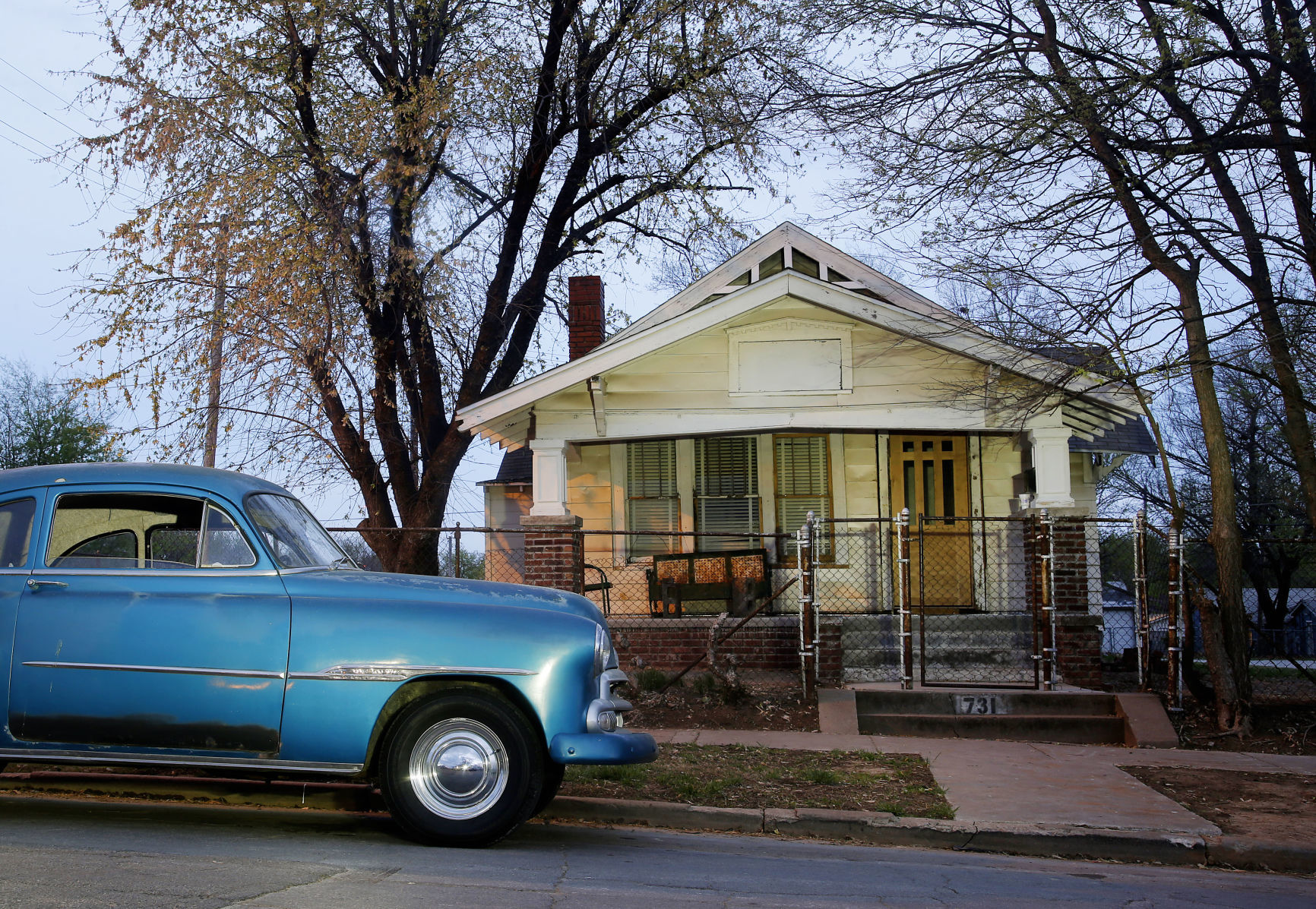 86. Explore the locations where "The Outsiders" movie was filmed